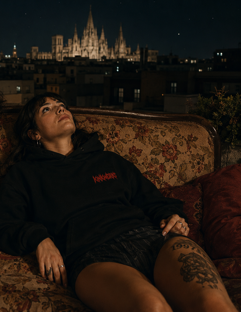 ESSENTIAL MAYHEM SWEATSHIRT